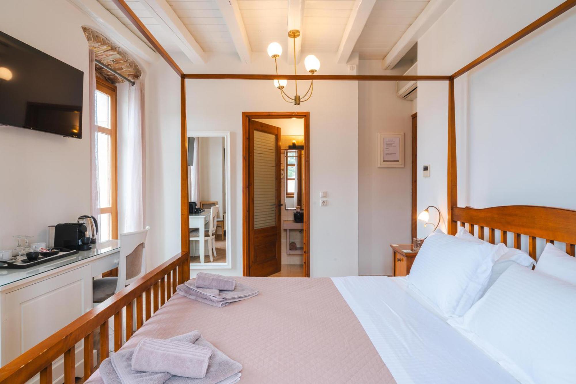 Authentic Suites In Fiscardo Fiskardo Exterior photo