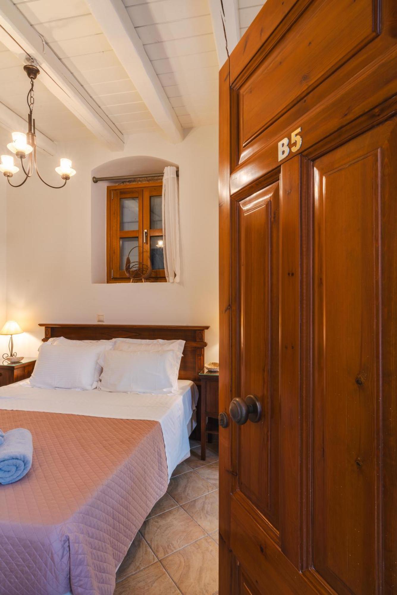 Authentic Suites In Fiscardo Fiskardo Exterior photo